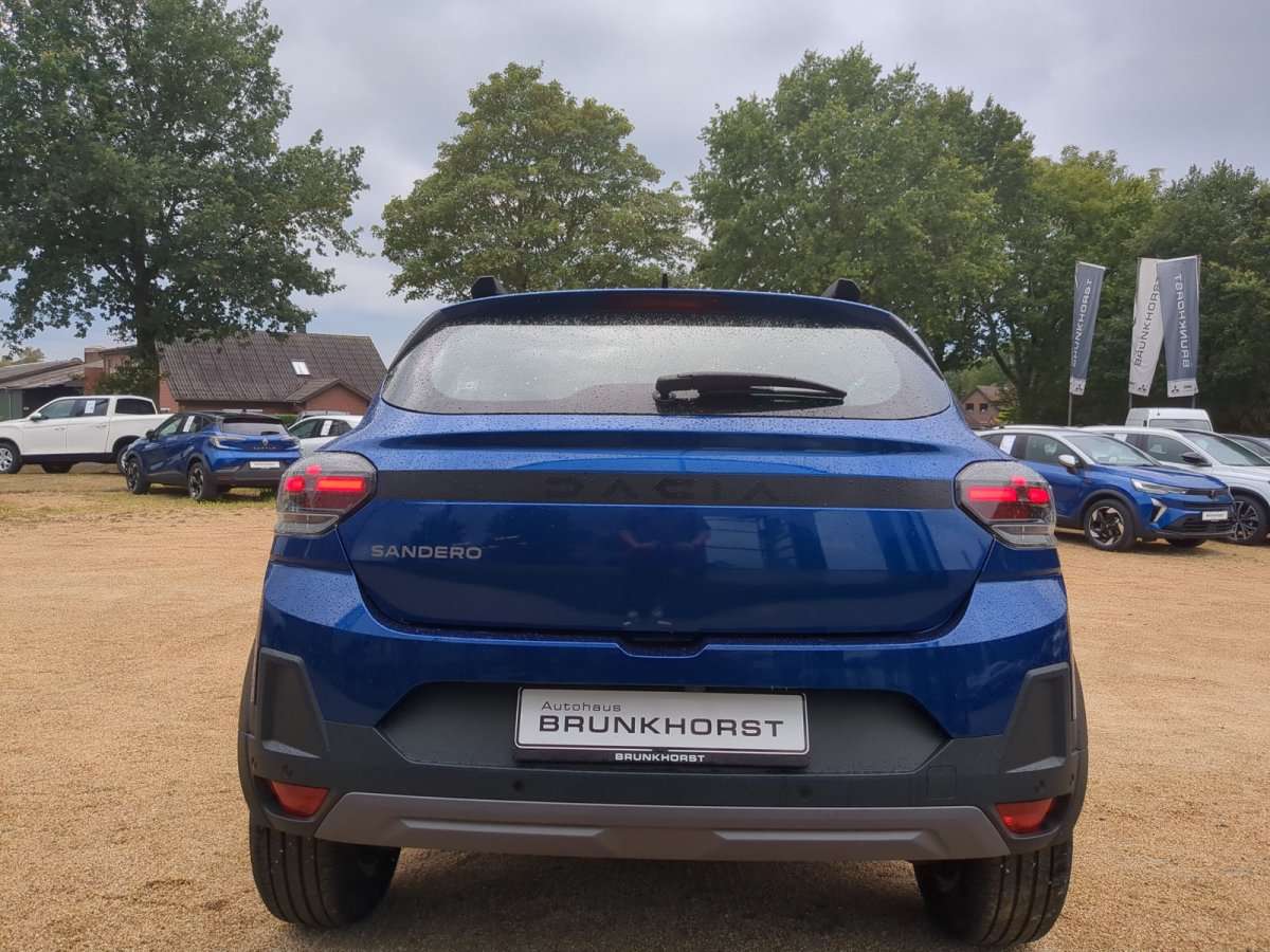 Fahrzeugbild eines Dacia Sandero