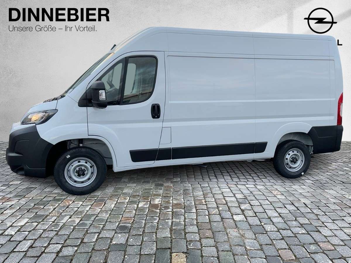 Fahrzeugbild eines Opel Movano