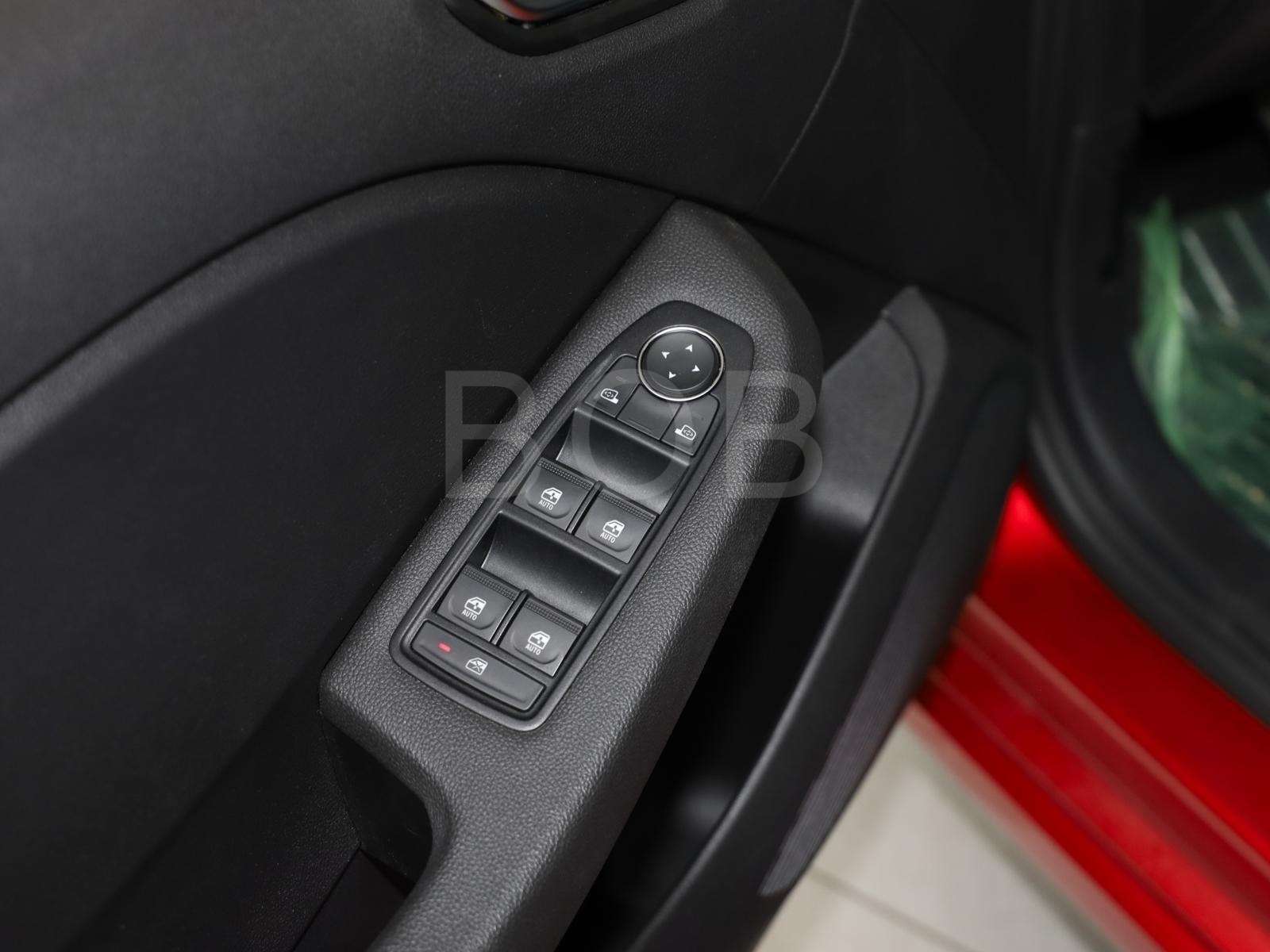 Fahrzeugbild eines Renault Clio