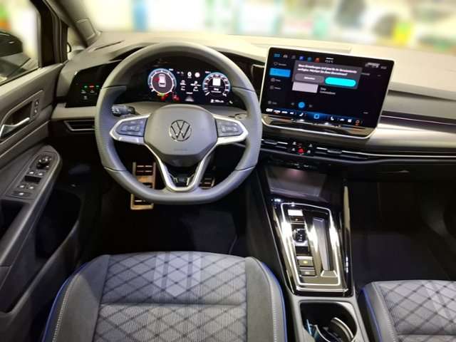 Fahrzeugbild eines Volkswagen Golf
