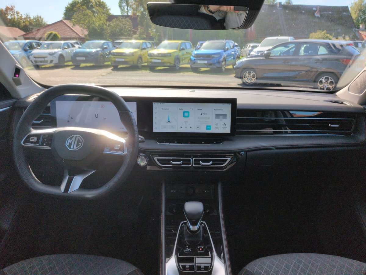 Fahrzeugbild eines MG HS