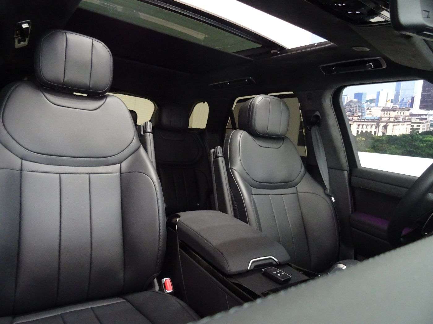 Fahrzeugbild eines Land Rover Range Rover Sport