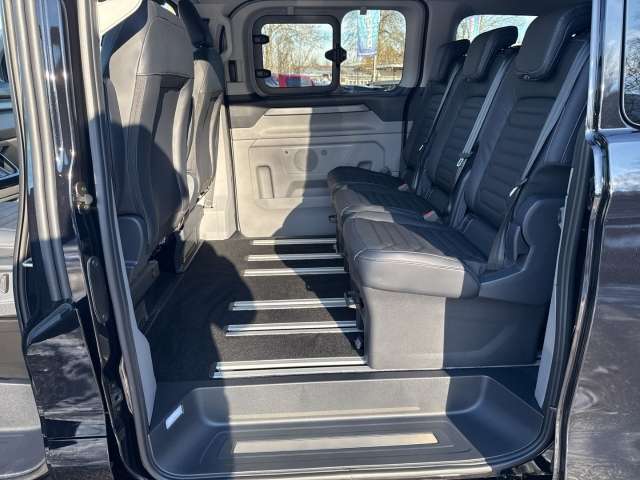 Fahrzeugbild eines Ford Tourneo Custom