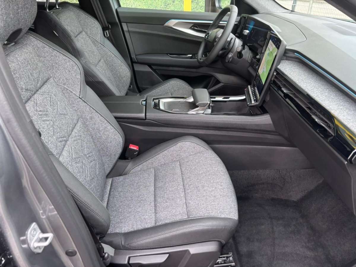 Fahrzeugbild eines Renault Austral