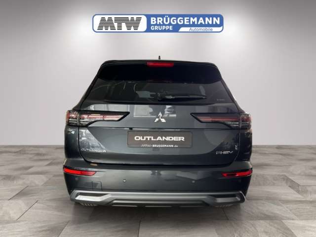 Fahrzeugbild eines Mitsubishi Outlander