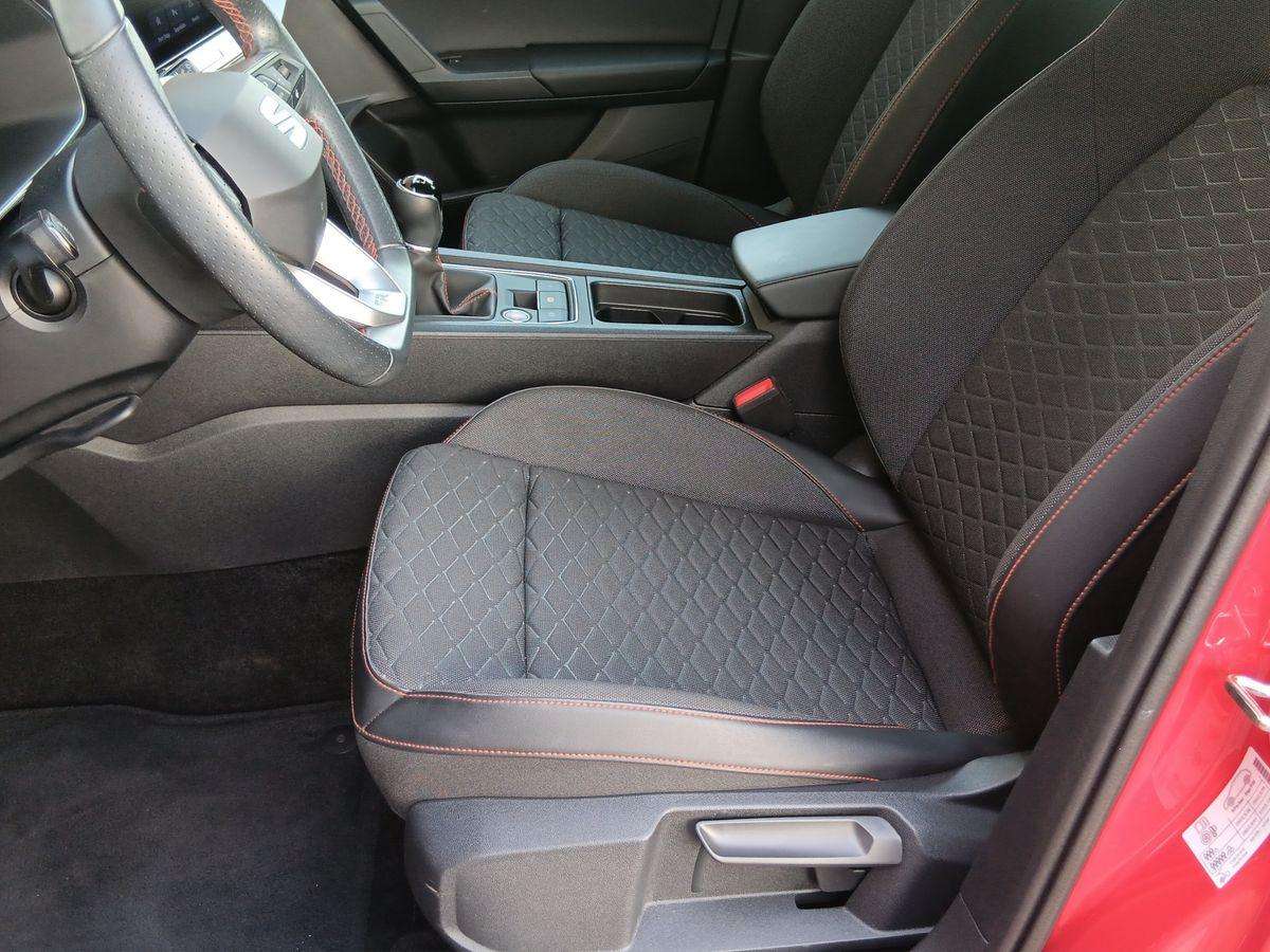 Fahrzeugbild eines SEAT Leon