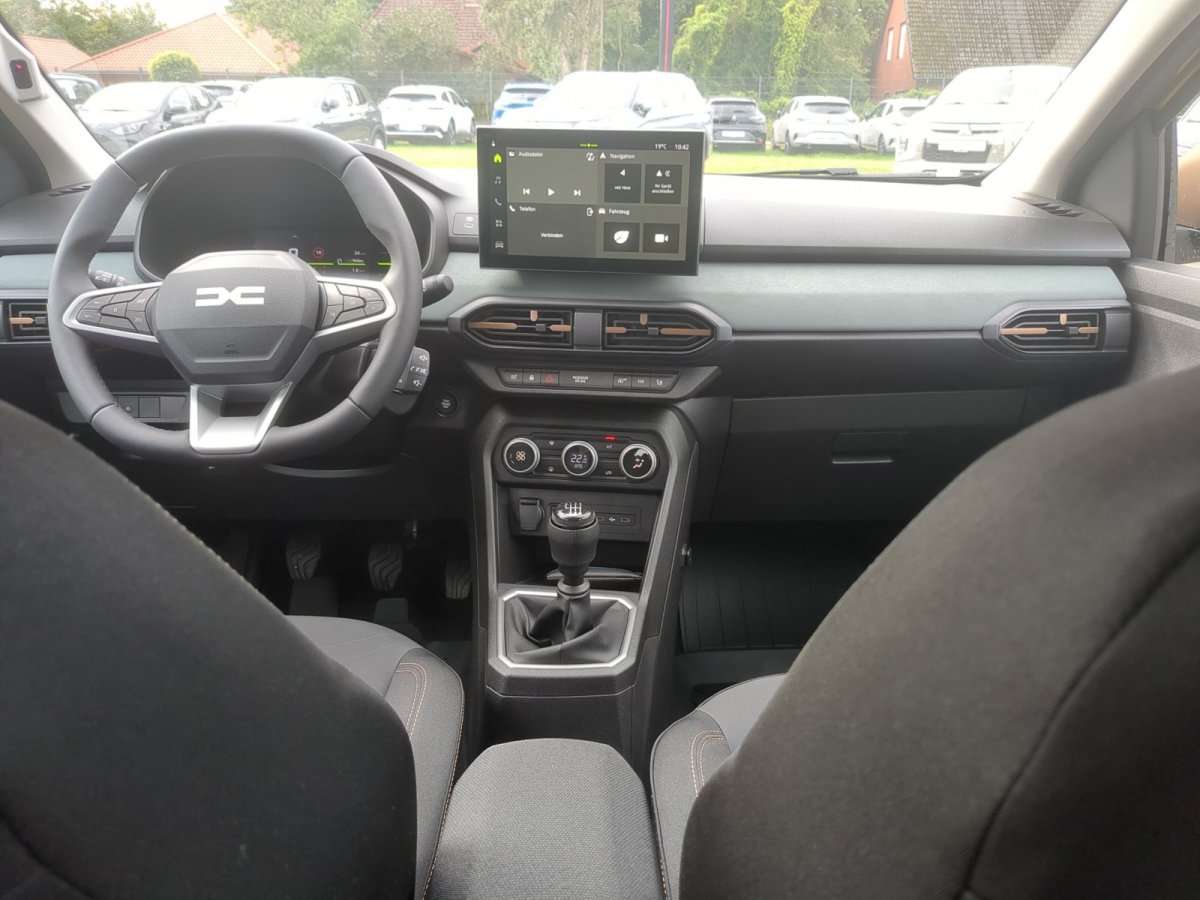 Fahrzeugbild eines Dacia Sandero