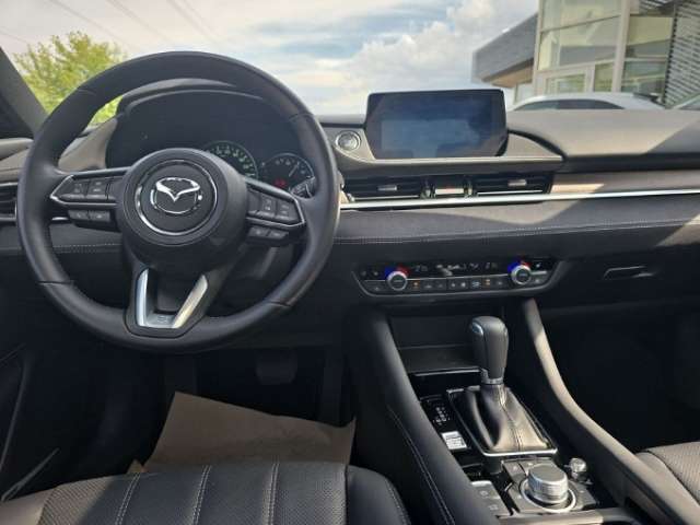 Fahrzeugbild eines Mazda Mazda6