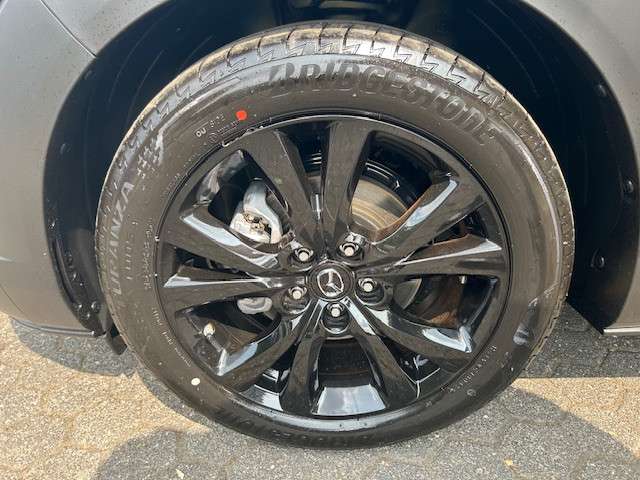 Fahrzeugbild eines Mazda CX-30