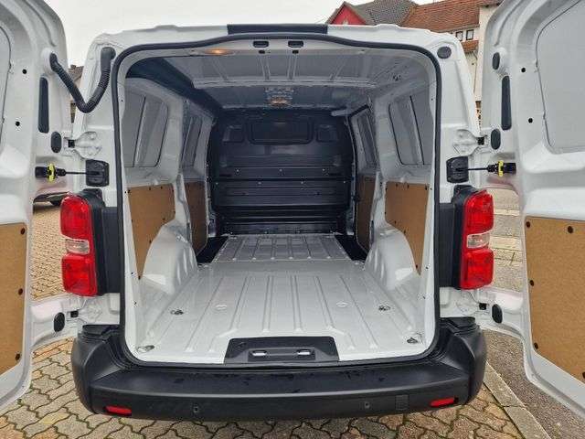 Fahrzeugbild eines Opel Vivaro