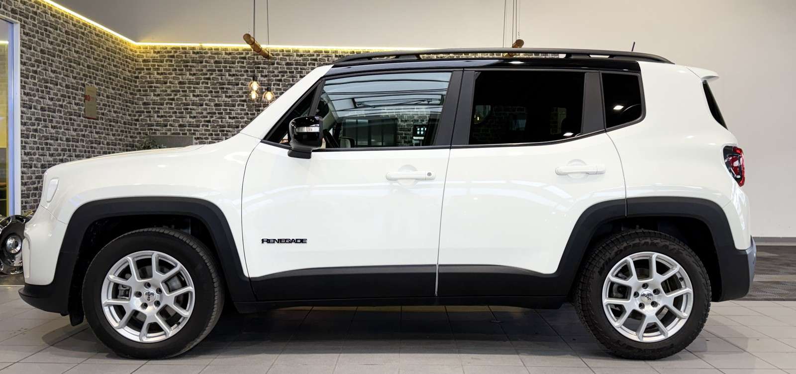 Fahrzeugbild eines Jeep Renegade