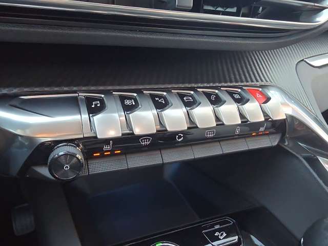 Fahrzeugbild eines Peugeot 3008