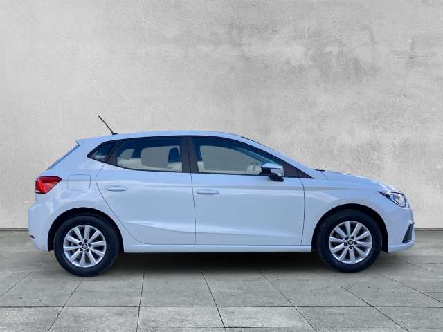 Fahrzeugbild eines SEAT Ibiza