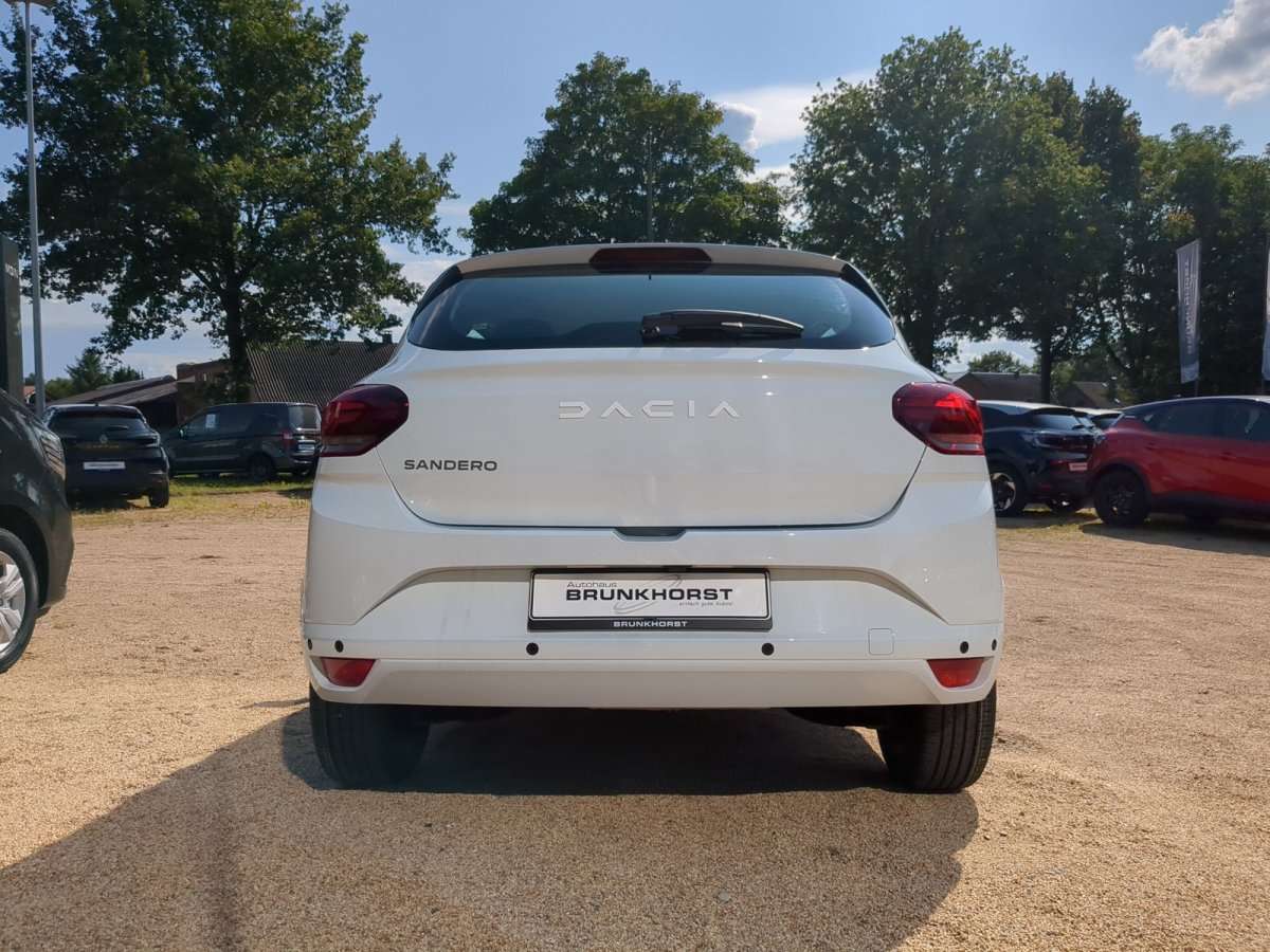 Fahrzeugbild eines Dacia Sandero