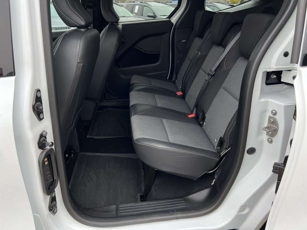 Fahrzeugbild eines Renault Kangoo