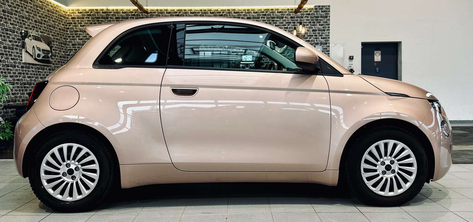 Fahrzeugbild eines Fiat 500