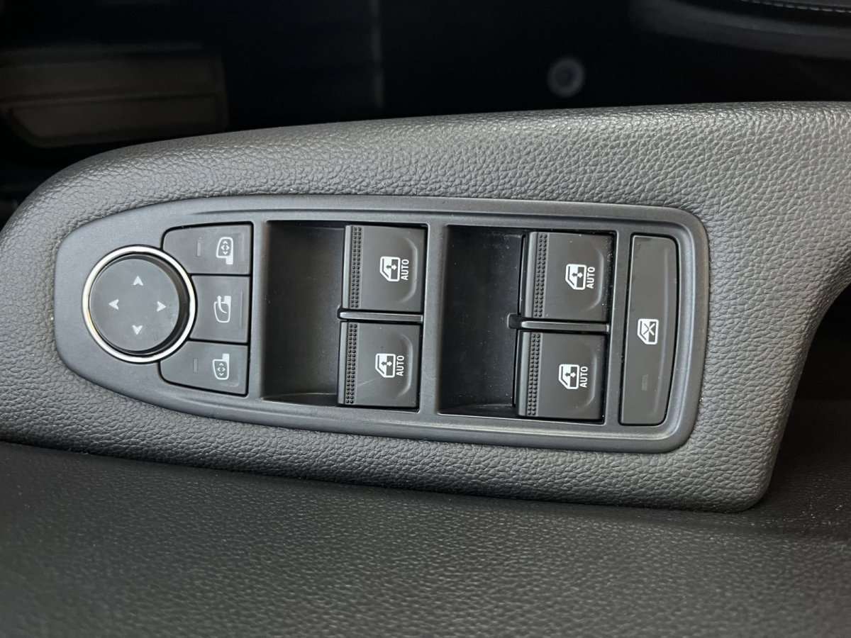 Fahrzeugbild eines Renault Clio