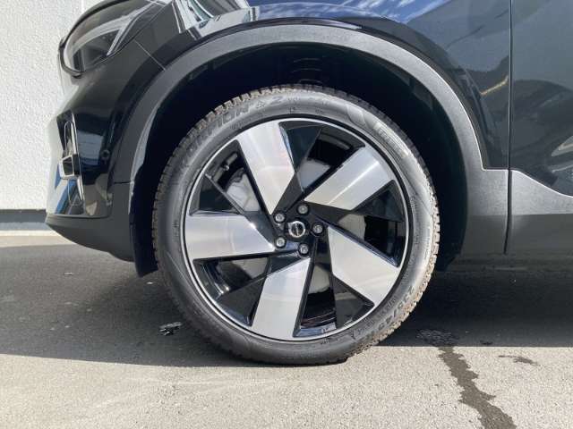 Fahrzeugbild eines Volvo C40