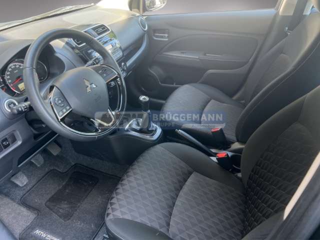 Fahrzeugbild eines Mitsubishi Space Star
