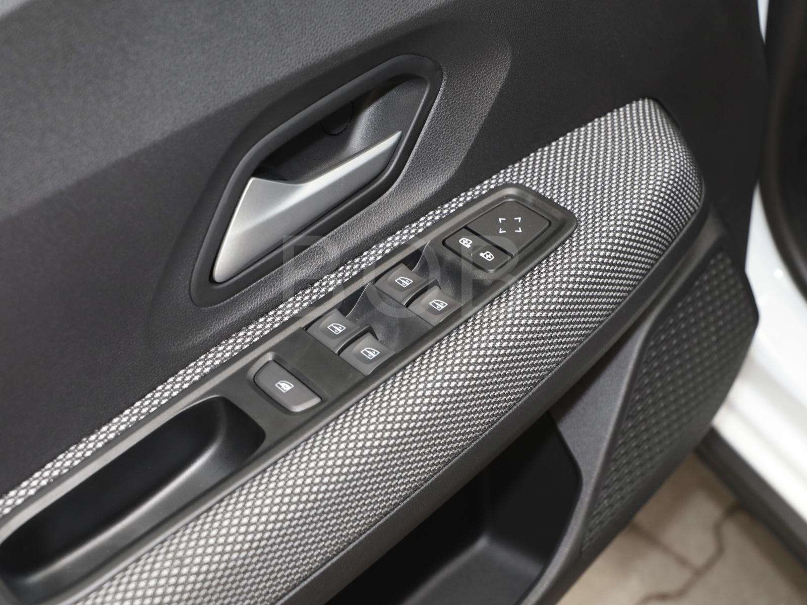 Fahrzeugbild eines Dacia Sandero