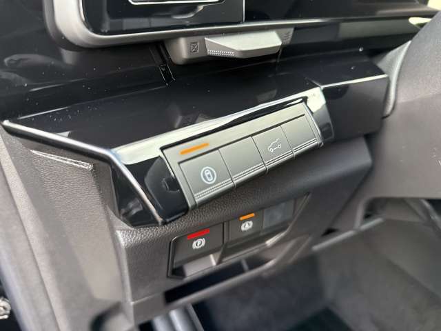 Fahrzeugbild eines Renault Rafale