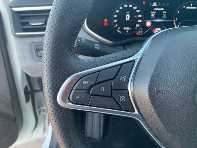 Fahrzeugbild eines Renault Clio