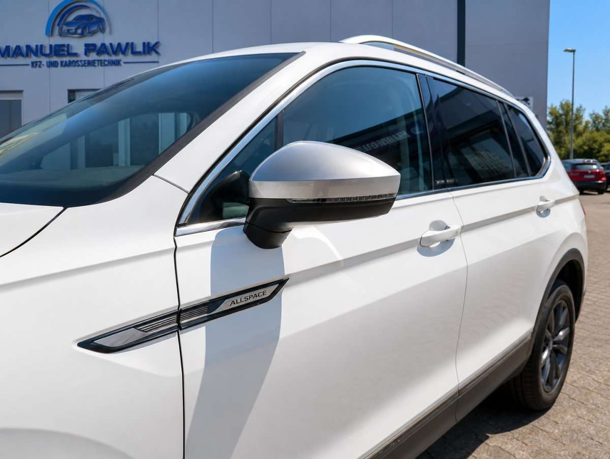 Fahrzeugbild eines Volkswagen Tiguan Allspace