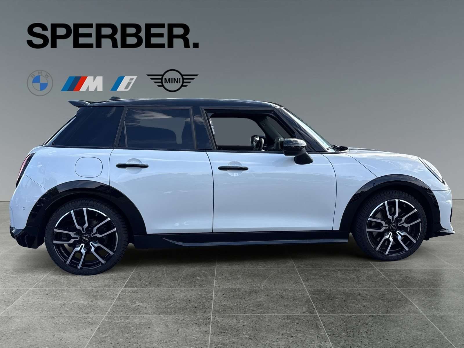 Fahrzeugbild eines MINI COOPER
