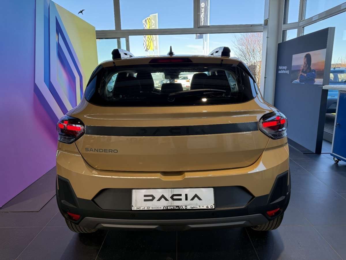 Fahrzeugbild eines Dacia Sandero