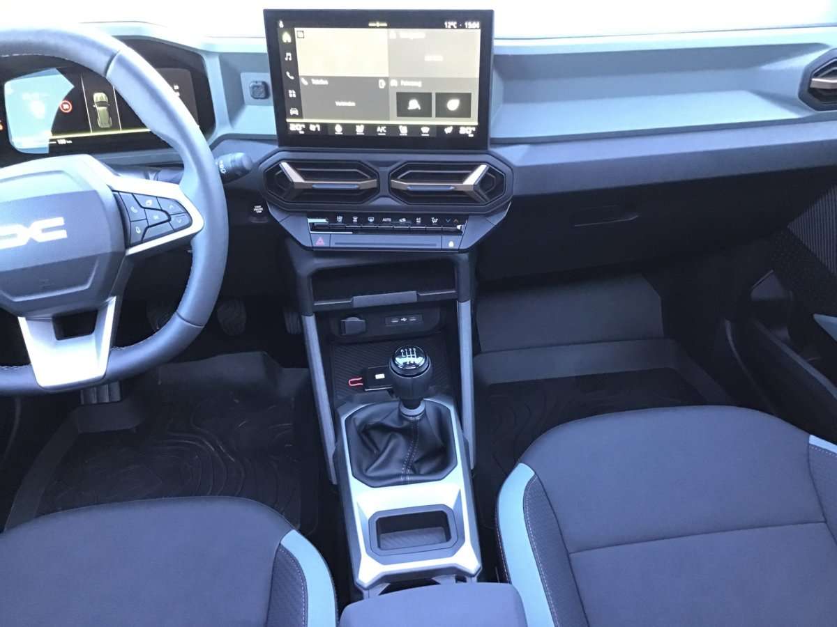 Fahrzeugbild eines Dacia Bigster