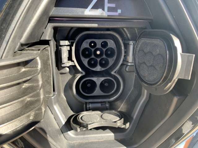 Fahrzeugbild eines Renault ZOE