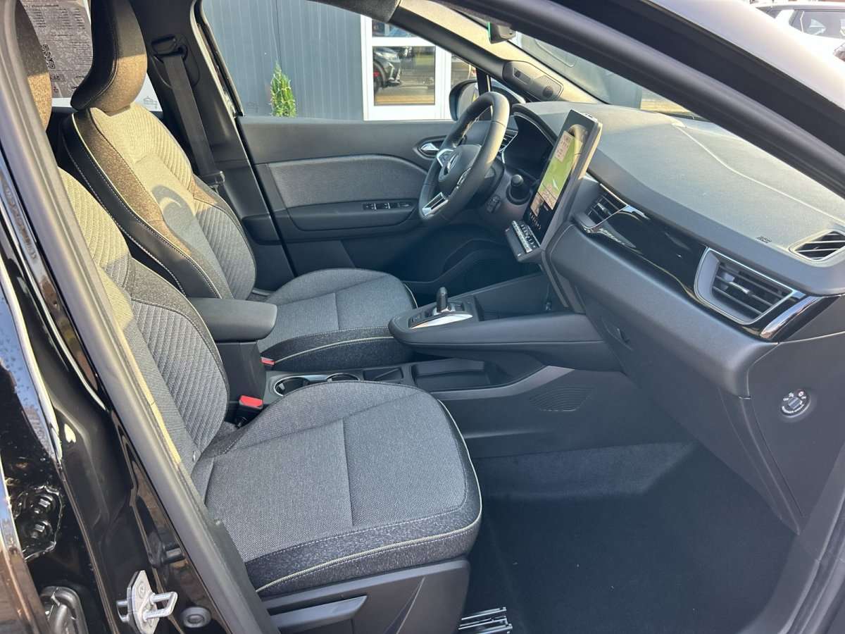 Fahrzeugbild eines Mitsubishi Grandis