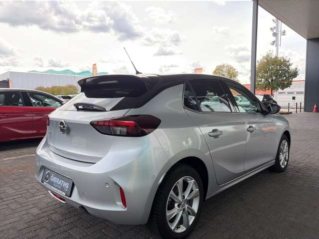 Fahrzeugbild eines Opel Corsa