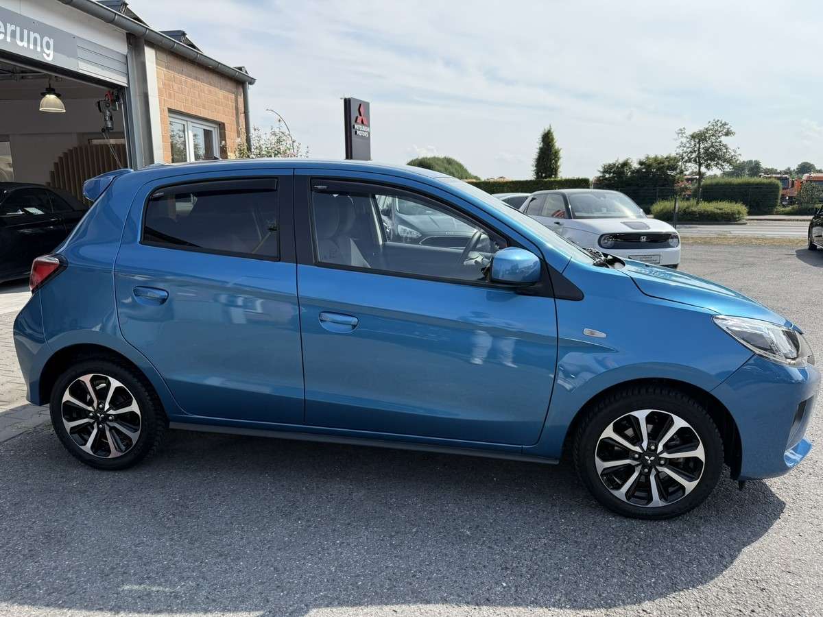 Fahrzeugbild eines Mitsubishi Space Star