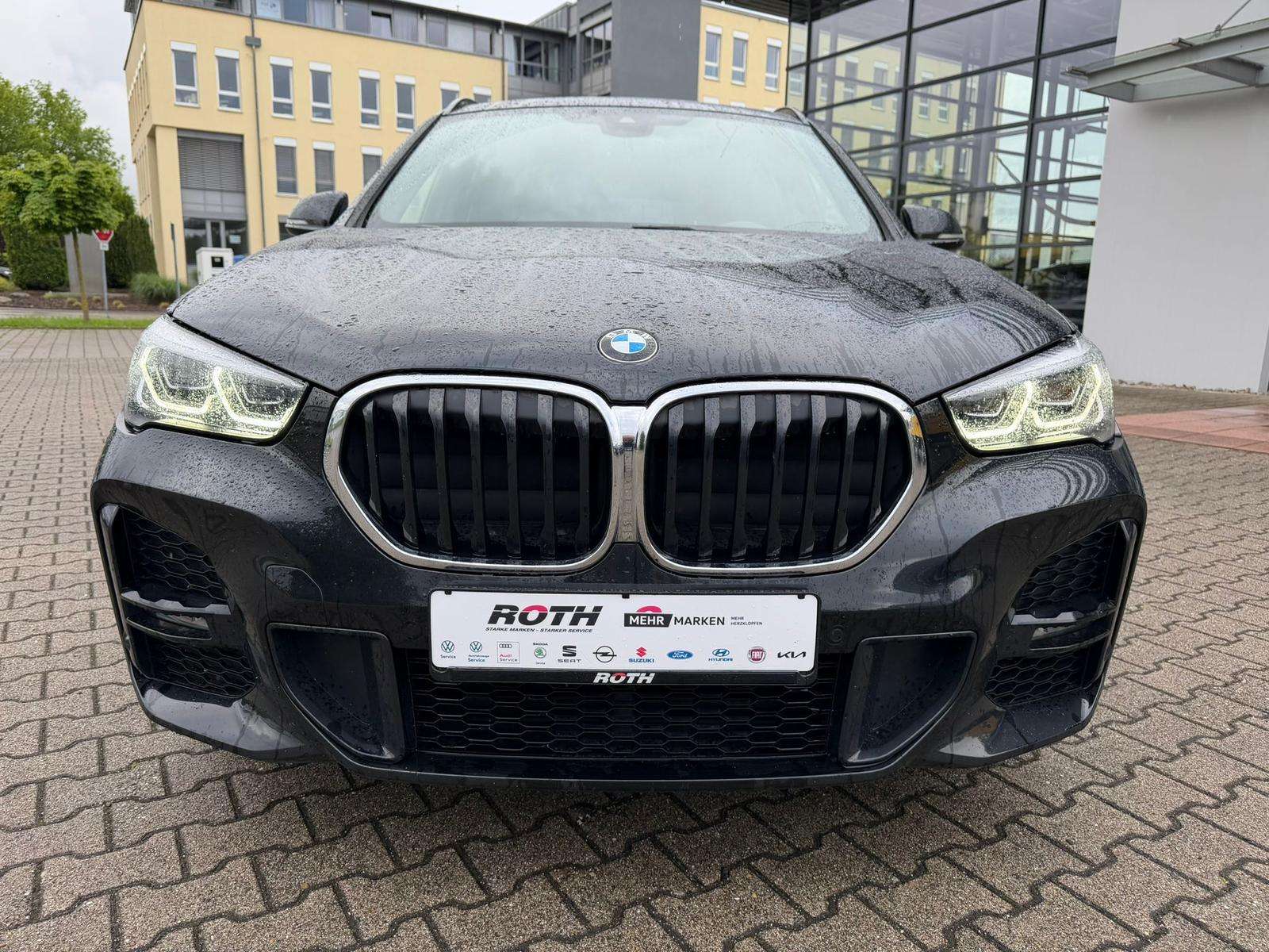 Fahrzeugbild eines BMW X1