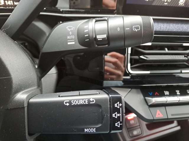 Fahrzeugbild eines Renault 5 E-TECH