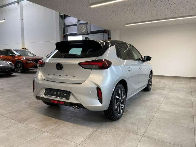 Fahrzeugbild eines Opel Corsa