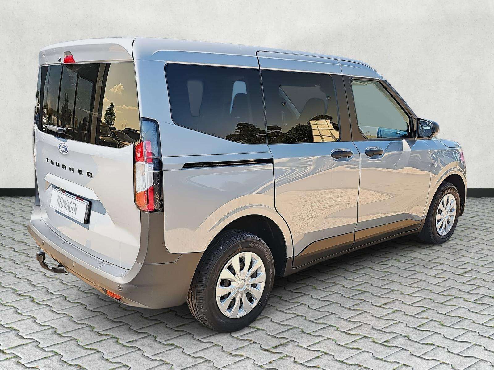 Fahrzeugbild eines Ford Tourneo Courier