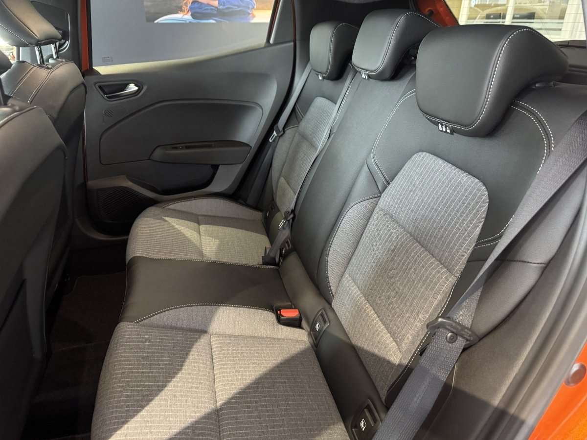 Fahrzeugbild eines Renault Clio