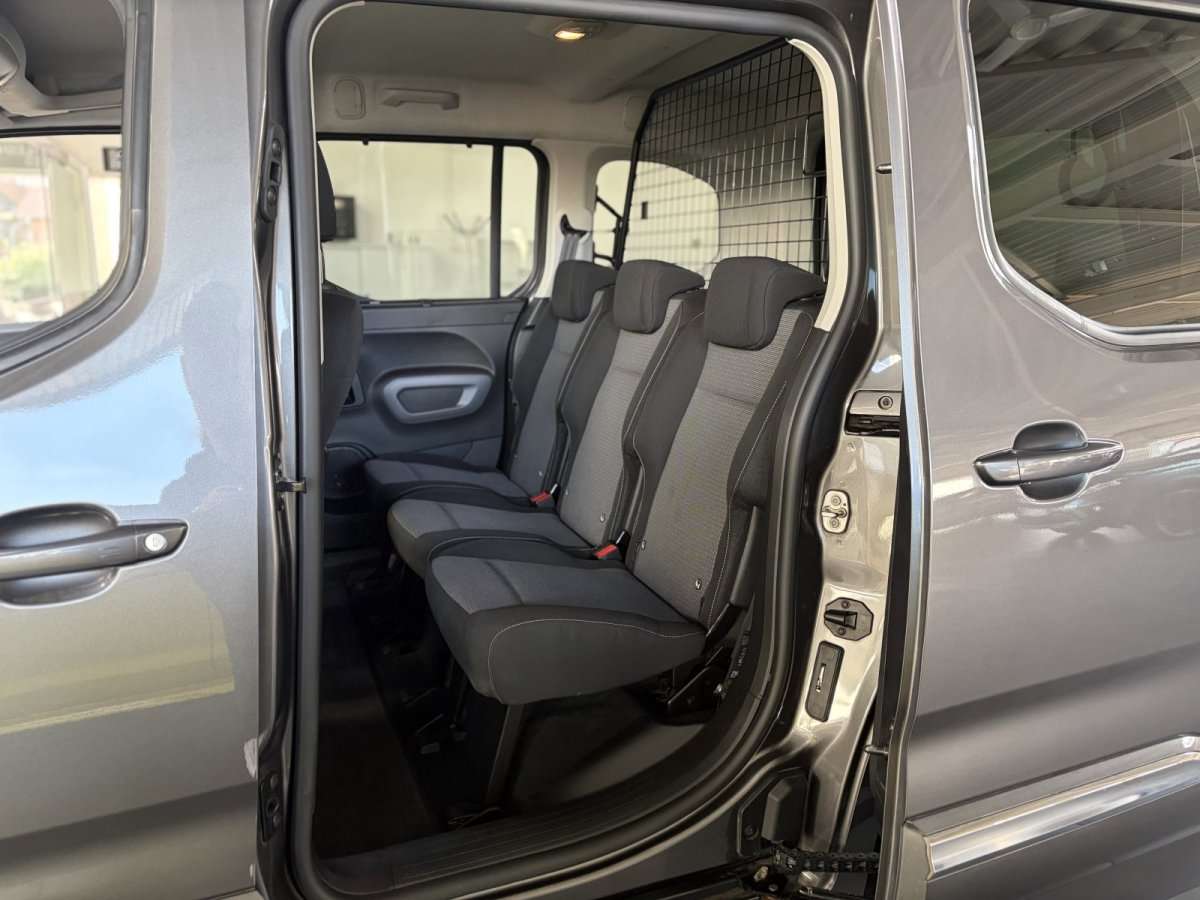 Fahrzeugbild eines Toyota Proace City