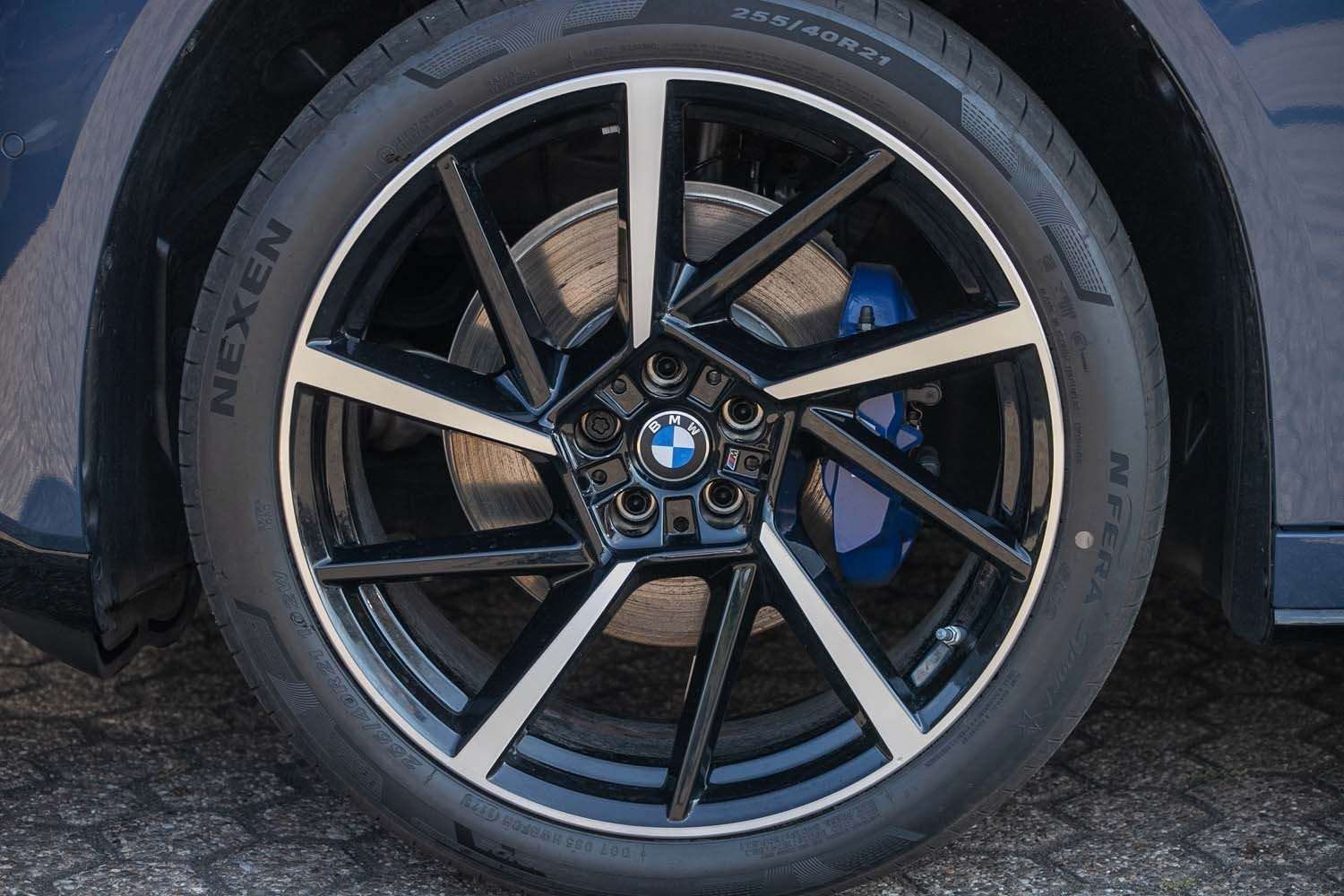 Fahrzeugbild eines BMW ix3
