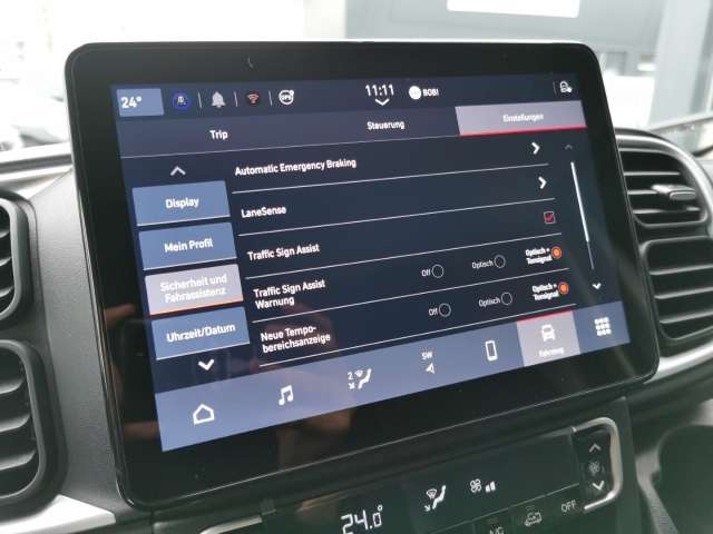 Fahrzeugbild eines Opel Movano