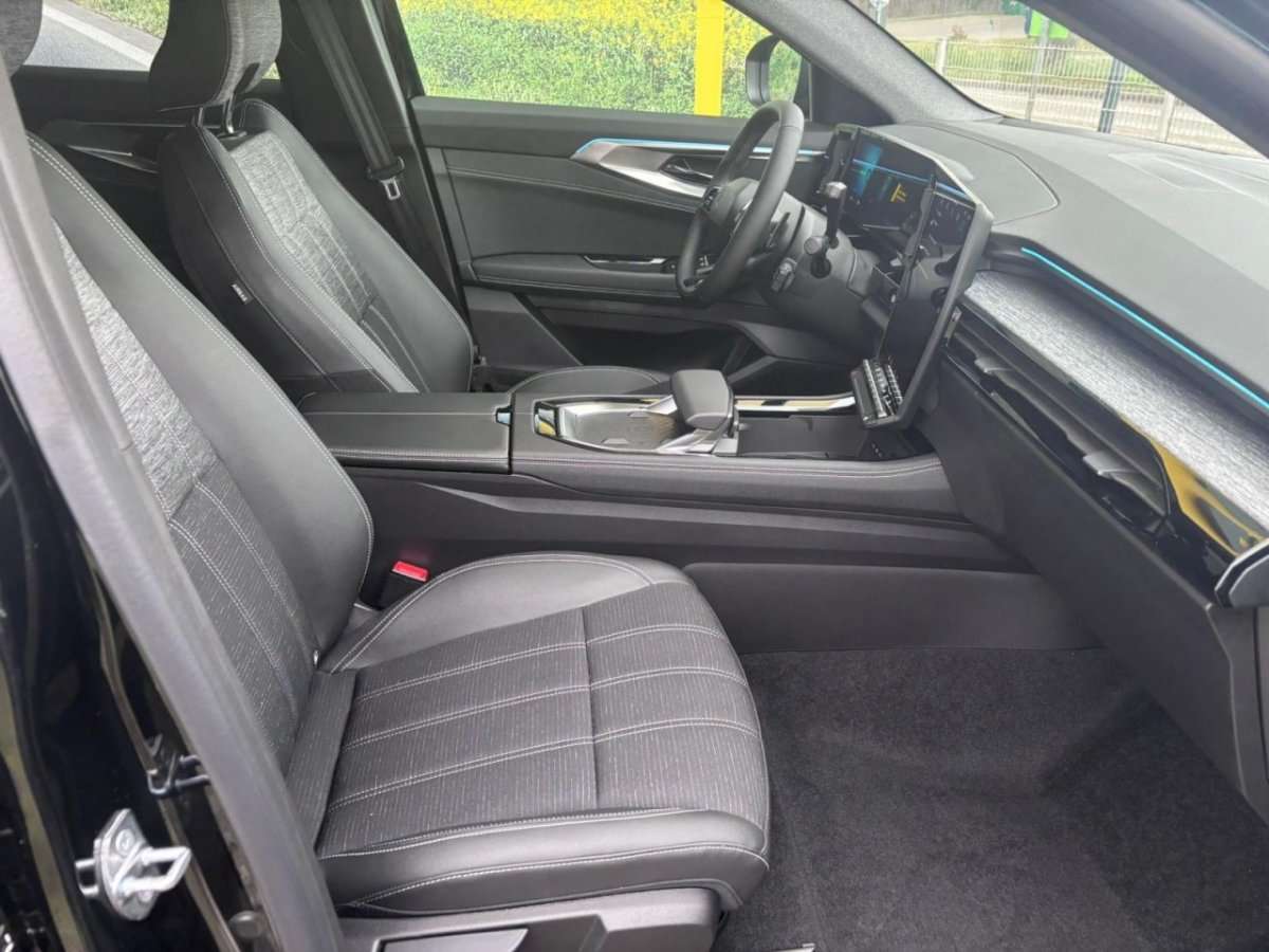 Fahrzeugbild eines Renault Austral