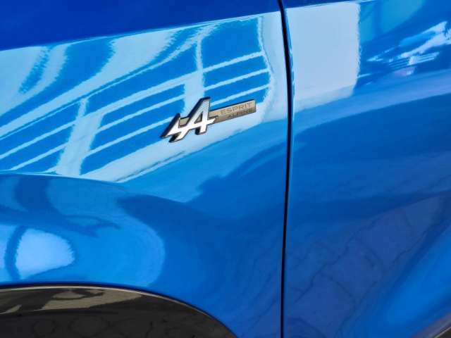 Fahrzeugbild eines Renault Rafale