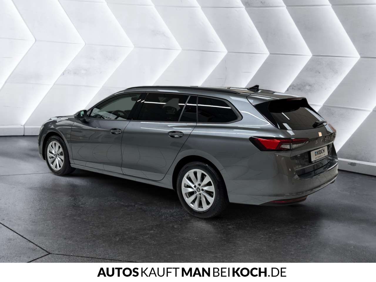 Fahrzeugbild eines Skoda Superb