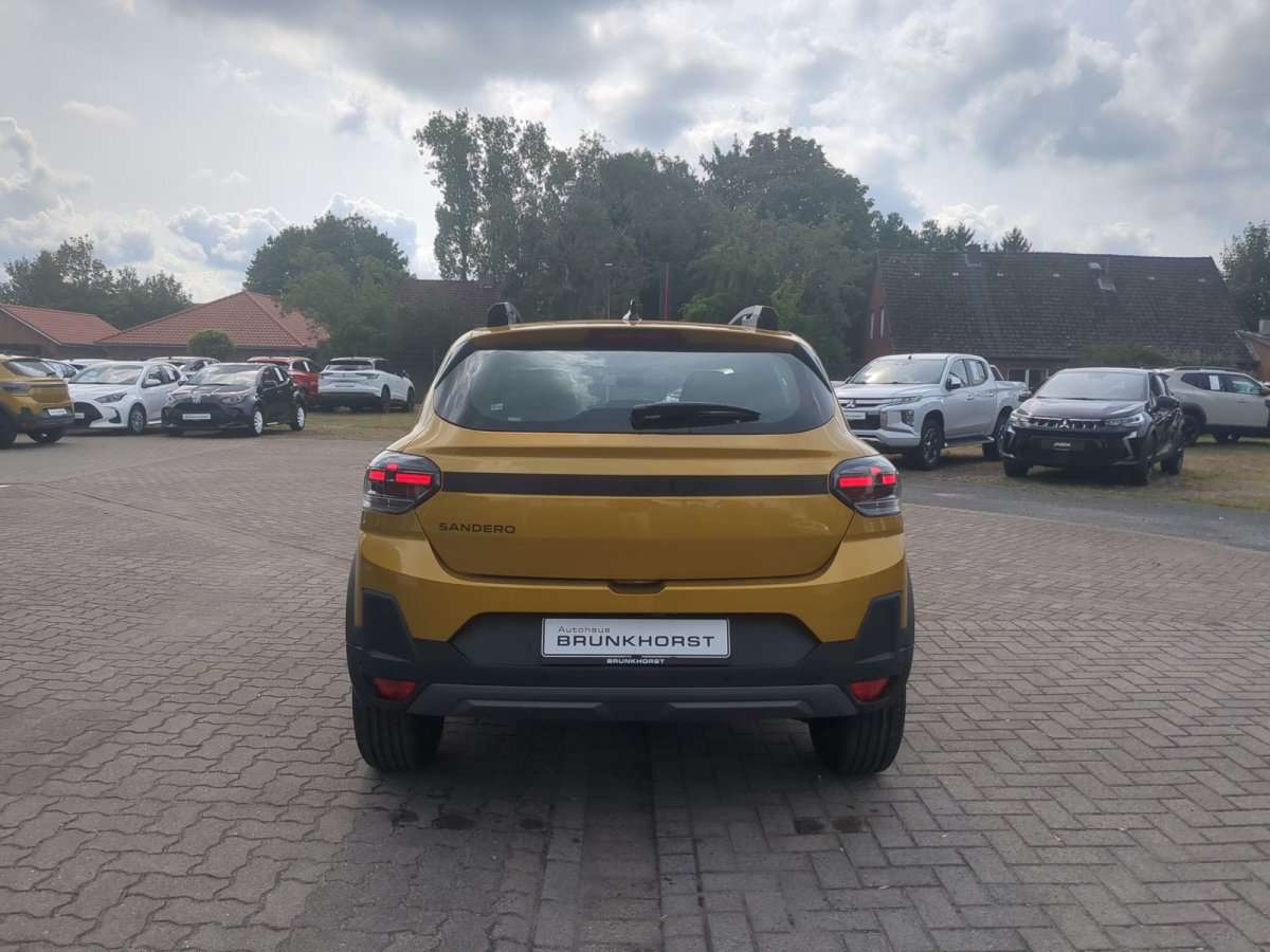 Fahrzeugbild eines Dacia Sandero