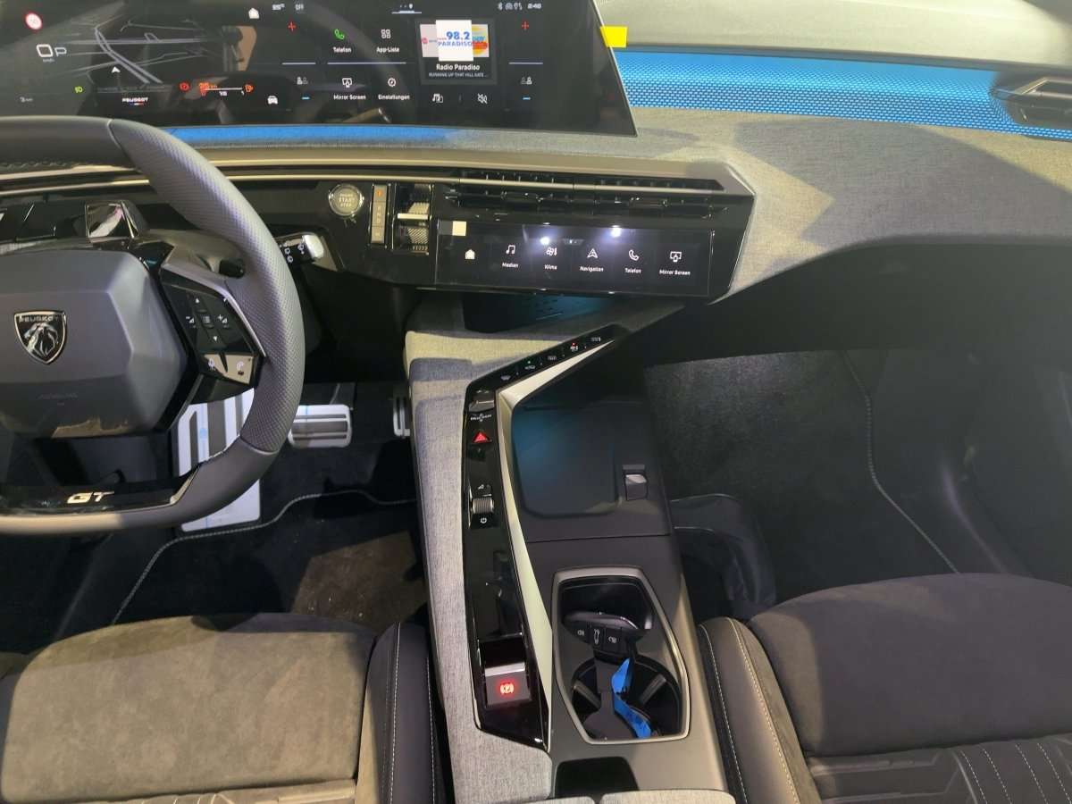 Fahrzeugbild eines Peugeot 5008