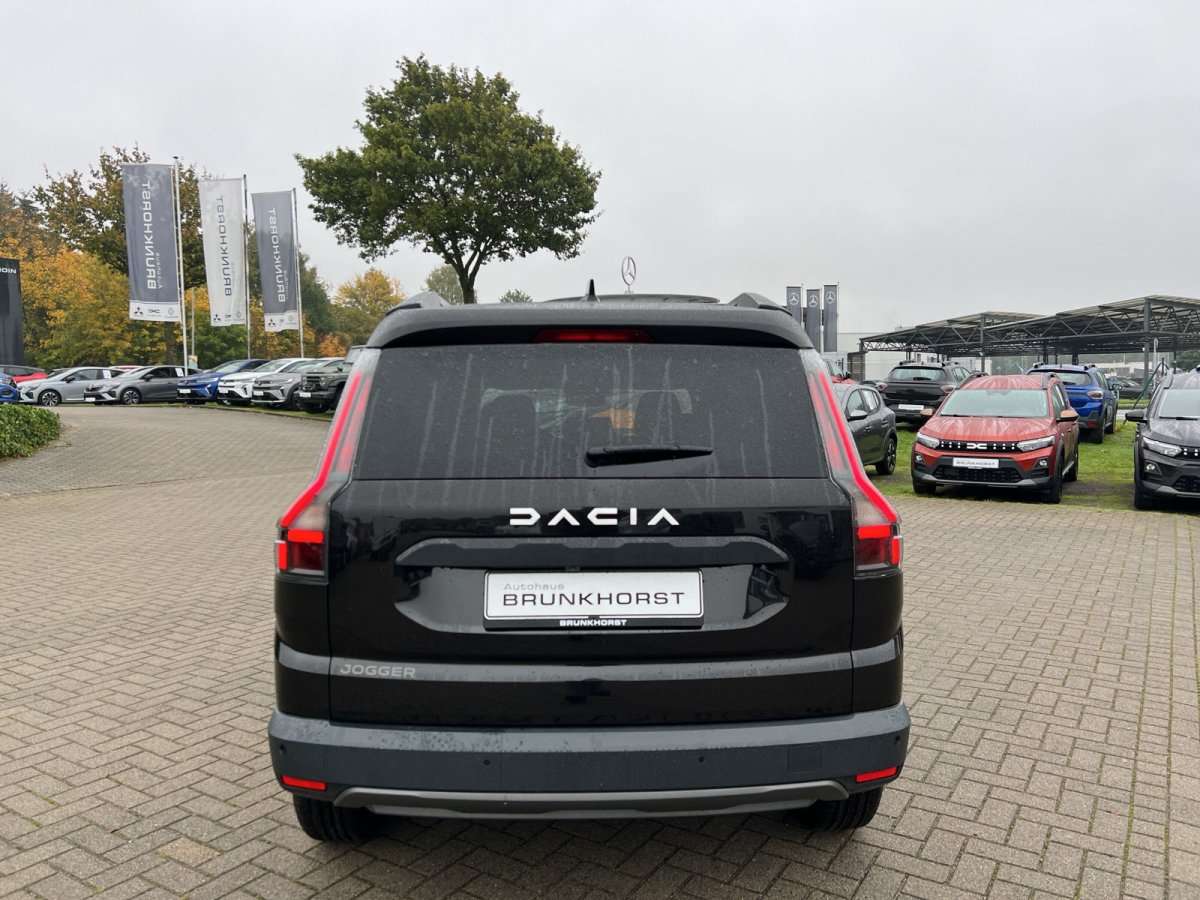 Fahrzeugbild eines Dacia Jogger