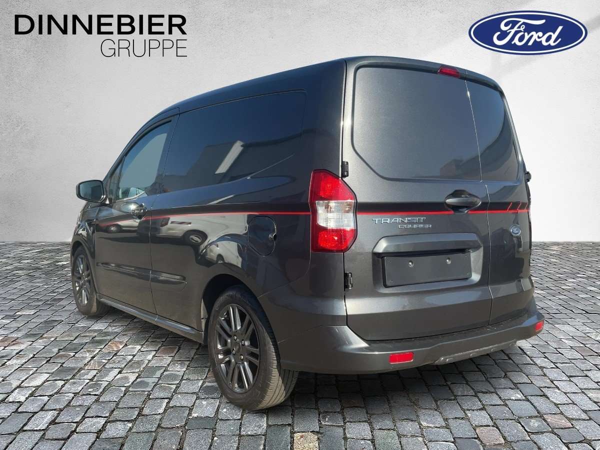Fahrzeugbild eines Ford Transit Courier