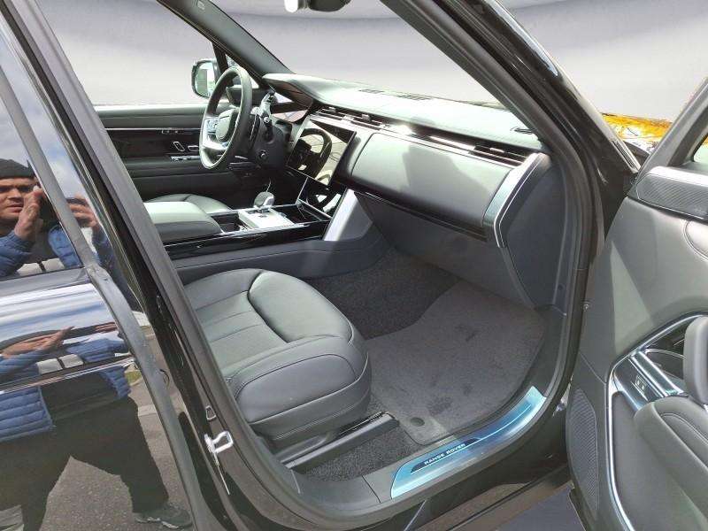 Fahrzeugbild eines Land Rover Range Rover